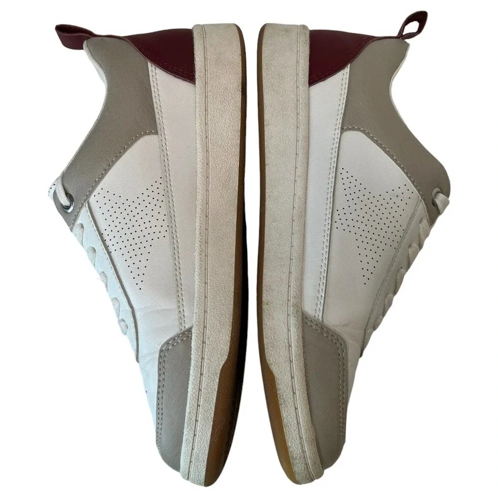 Universal Thread Shoes Womens 8 Rena Sneakers Star Lace Up Maroon White